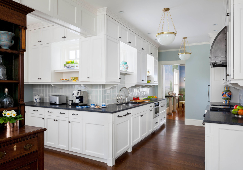 Solid Wood Fitted Carving Kitchen Cabinet Set in American Classic Gray with Flat Edge