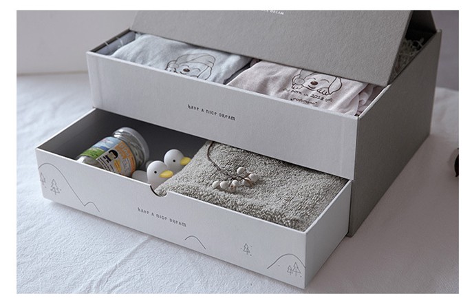 Biodegradable Baby Clothes Custom Clothing Boxes With Leather Handle