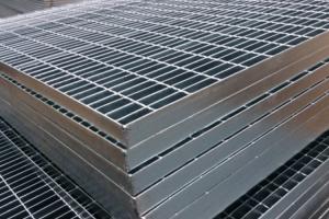 Quality 30x100mm Pitch Galvanized Steel Grating 6mm Crossbar Metal Grating wholesale