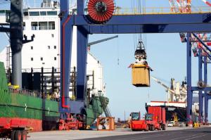Quality Mobile Shipping Container Crane / Double Girder Gantry Crane For Port wholesale