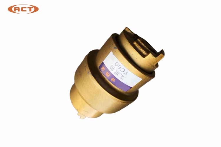 Alloy Steel YC60 Track Roller Excavator Bottom Roller / Lower Roller