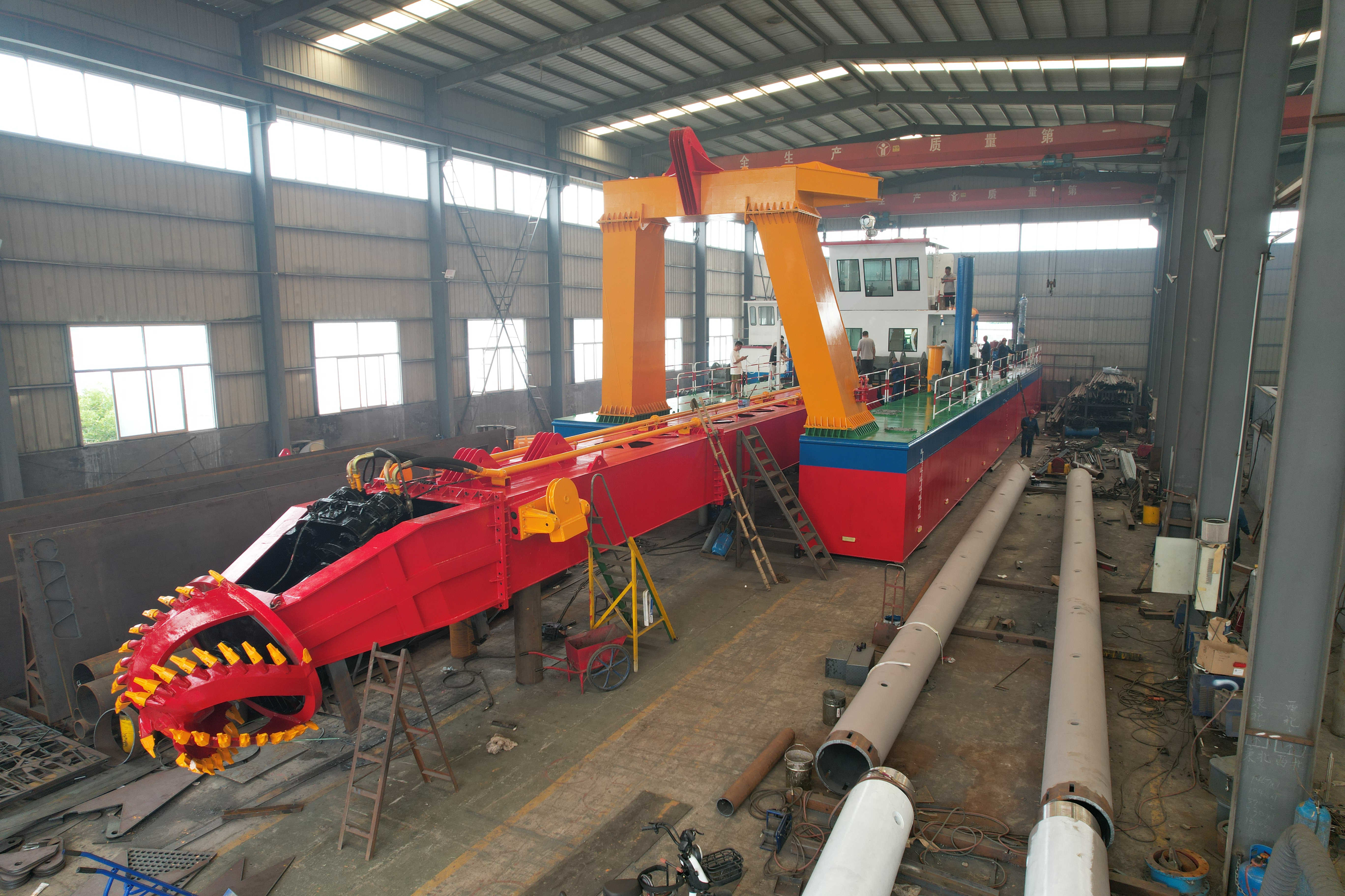 500m3/H-2000m3/H Dredging Capacity Dredger Vessel With 10 Meters Depth