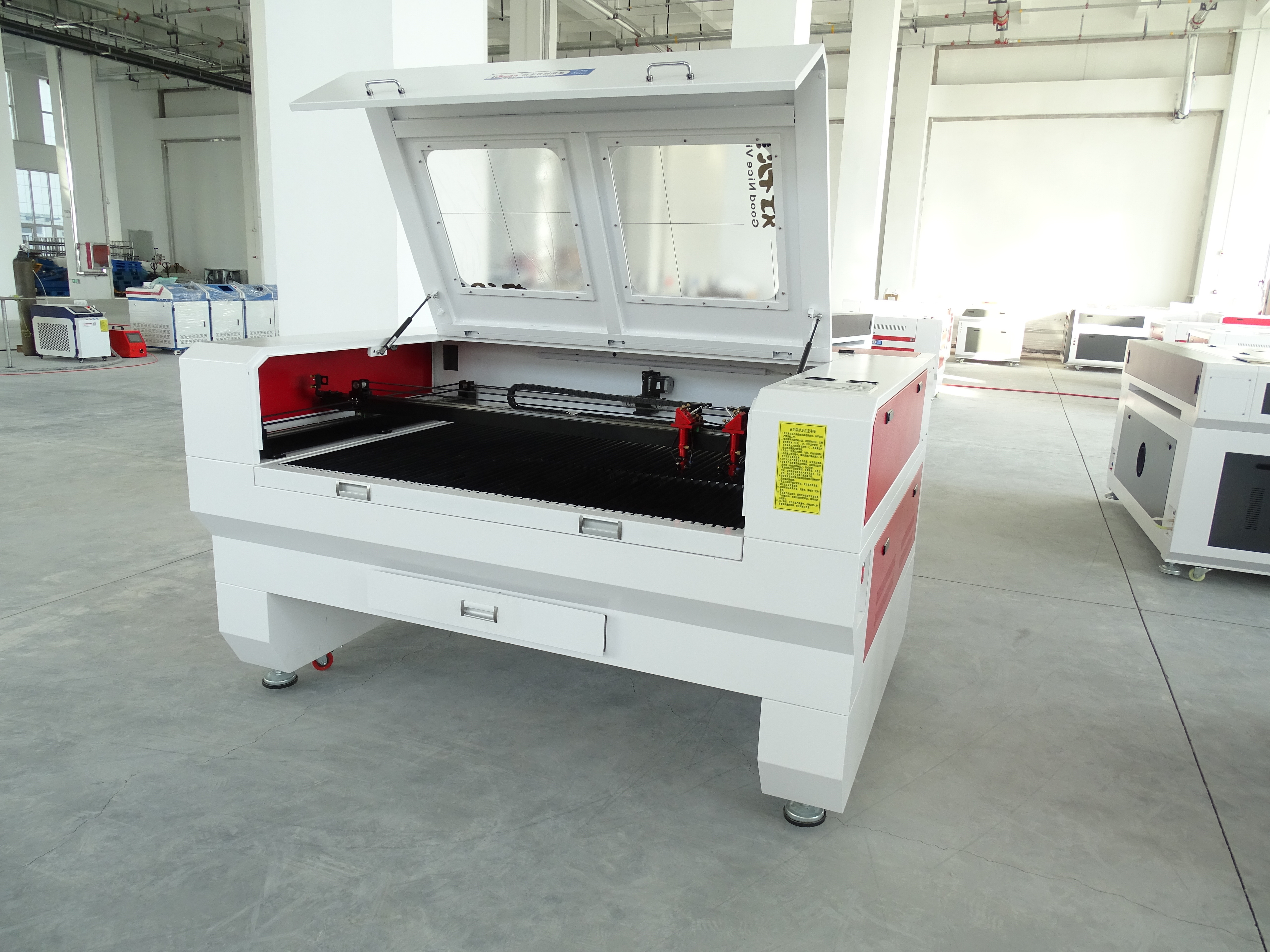 1300*900mm Laser Cutting Machine With 2 Heads 130W 150W Acrylic Wood MDF