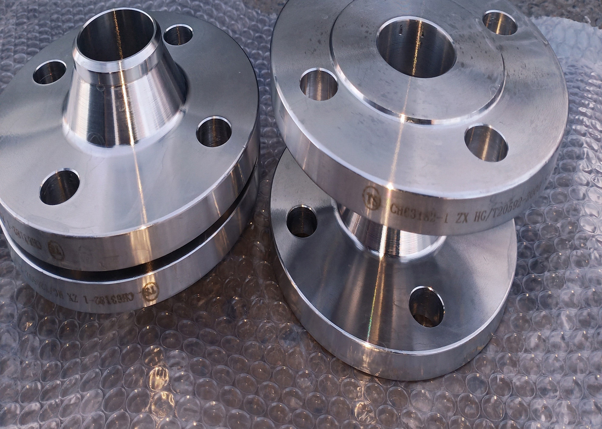2205 Duplex 16" Class 300 Buttwelding Forged Steel Flanges
