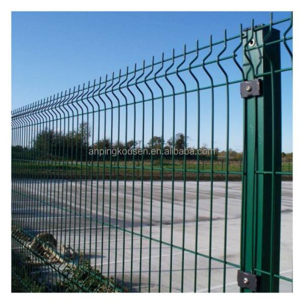 Sustainable 3D Fence Panels for Construction Fence Supports Heat Treated and