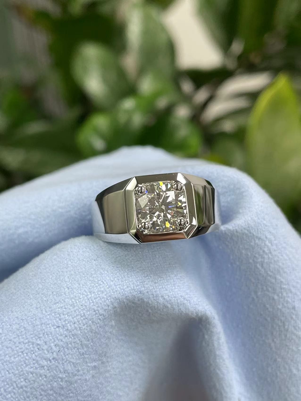 Lab Grown Diamond Men's Ring in 18K White Gold E Color for Engagement and Wedding