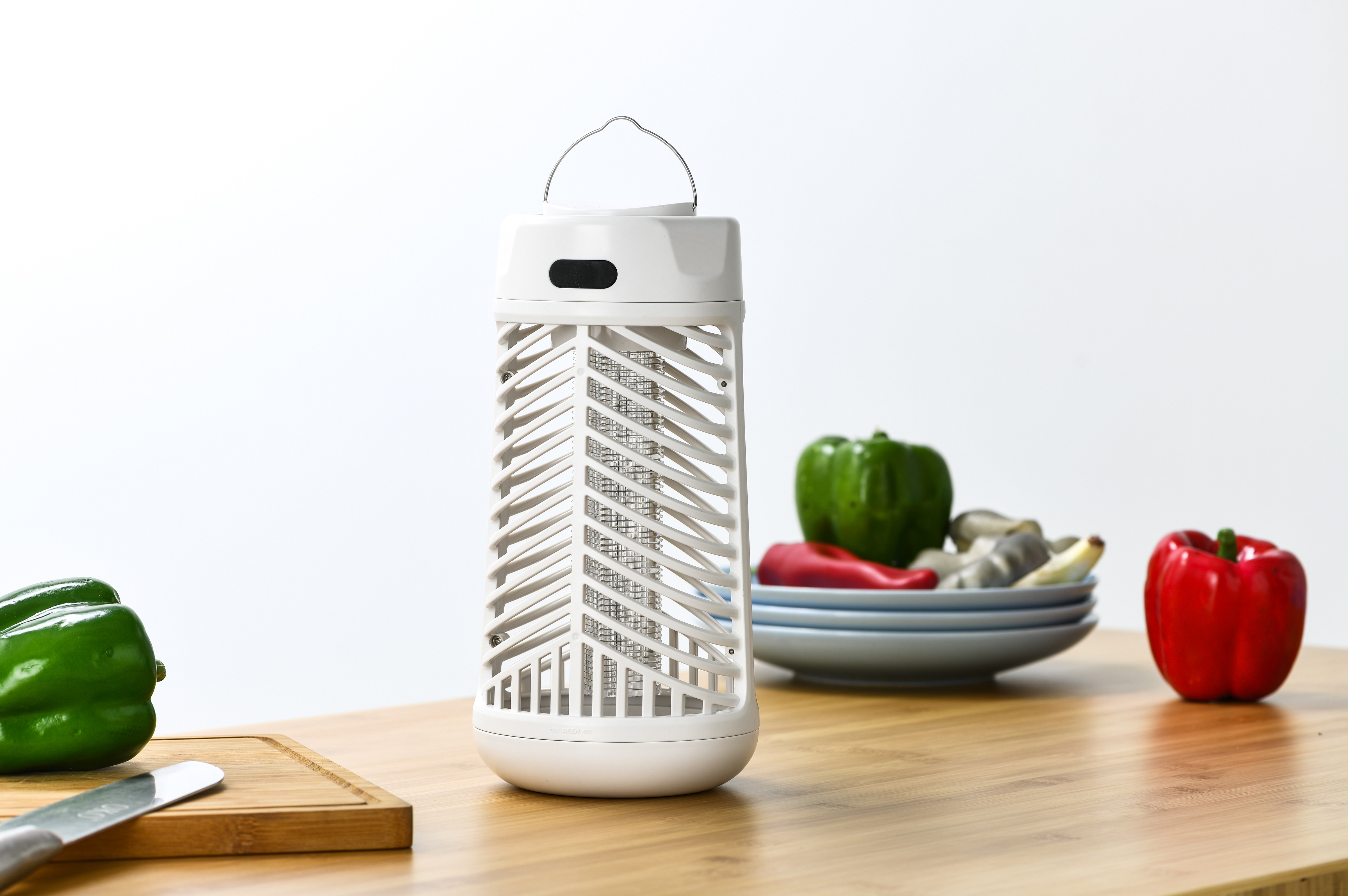 2024 Nice Mosquito Killer Lamp Custom Design Chargeable UV Light Fly Trap for Moths in Applicable Area 20-50 Square Meters