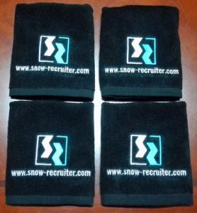 Quality fitness towel with embroidery logo wholesale