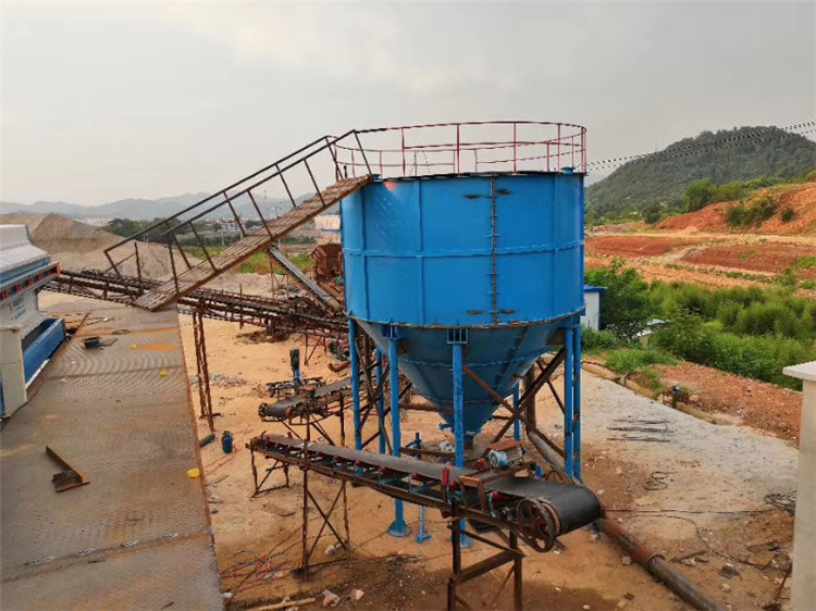 3000*3000*6500 Tailings Thickener Ceramic Industry Equipment With Technical Guidance