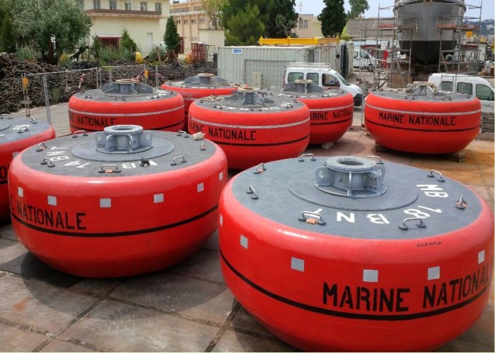 Strong Weather Fastness Marine Mooring Buoy Higher Loading Capacity For Floating Platform
