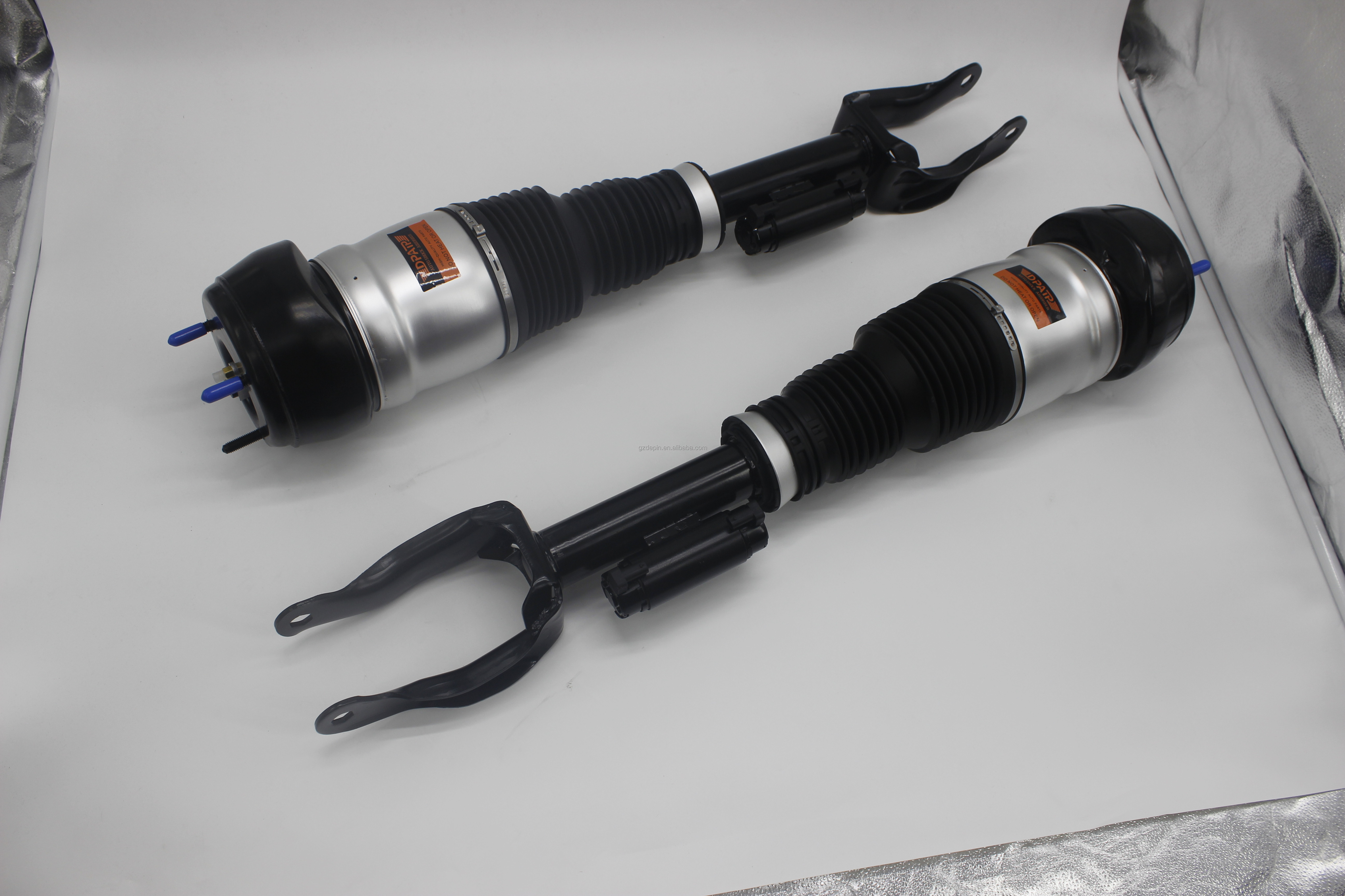 Smooth Ride Air Shock Absorbers 2923202500 2923202600 for Mercedes W292 Babos Maybach