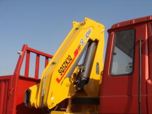 Quality Durable Knuckle Boom Truck Mounted Crane 5T Lifting For Landscape Jobs wholesale