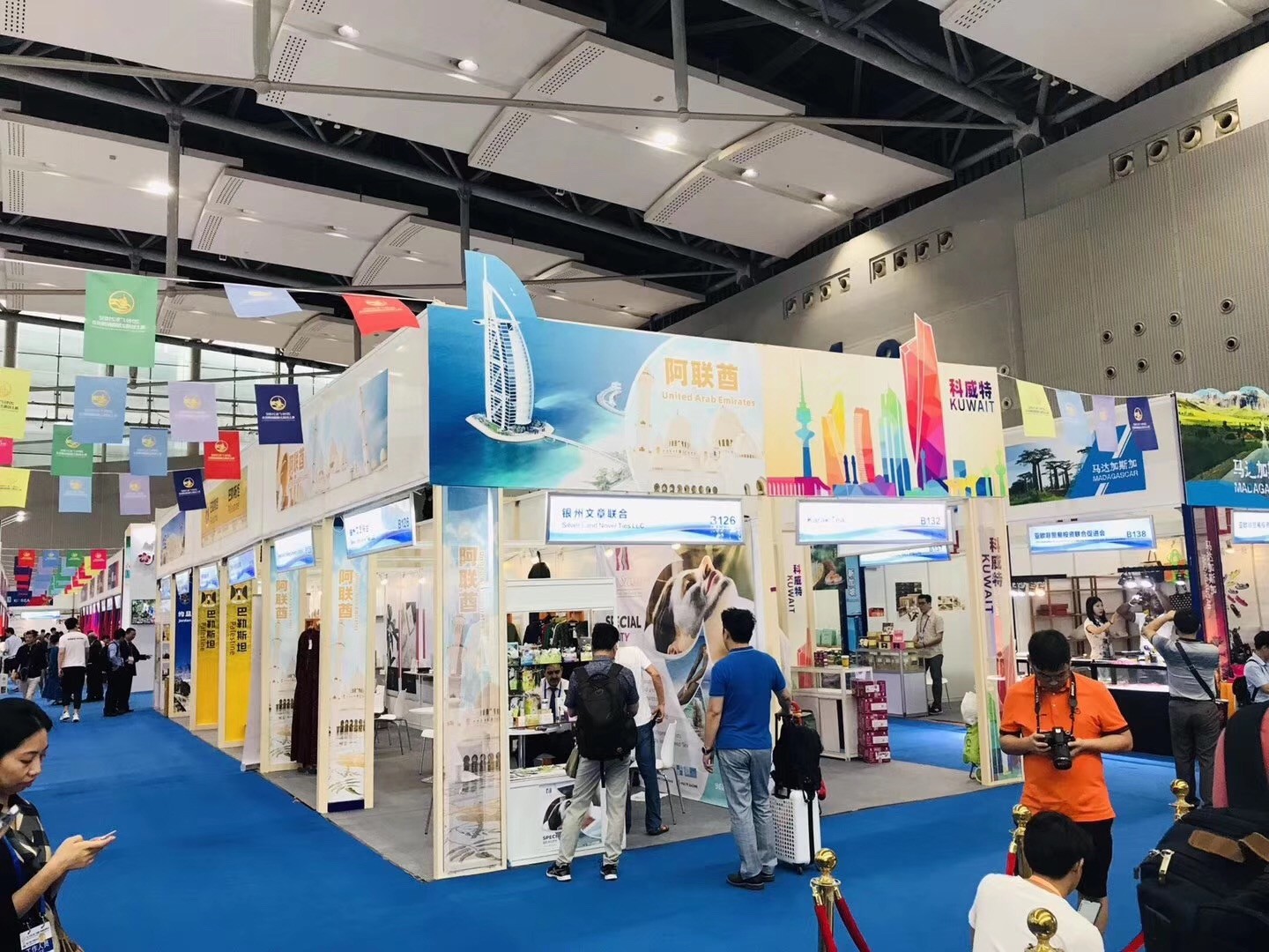 Modular Octanorm Similar Drawing booth with good price, Fabric 3X3m portable exhibition booth for tradeshow in china