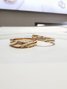 Quality Wavy Twill Diamonds Women11.5 18k Rose Gold Wedding Ring wholesale