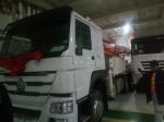 Sinotruk 6 x 4 38m 39m Howo Concrete Pump Truck 336hp With 10 Wheel White Color