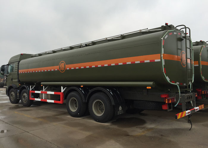 SINOTRUK 30CBM Oil Fuel Tanker Truck Computer Refueling Mobile Fuel Trucks Oil Tanker