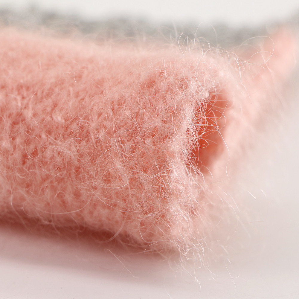 Stretchy Soft Mohair Wool Yarn 1/5.5NM For Crochet Sweaters And Plush Toys