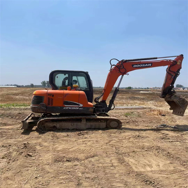 5.5 Ton Ready Used Excavator For Work And Experienced Used Korea Imported Doosan DX 55