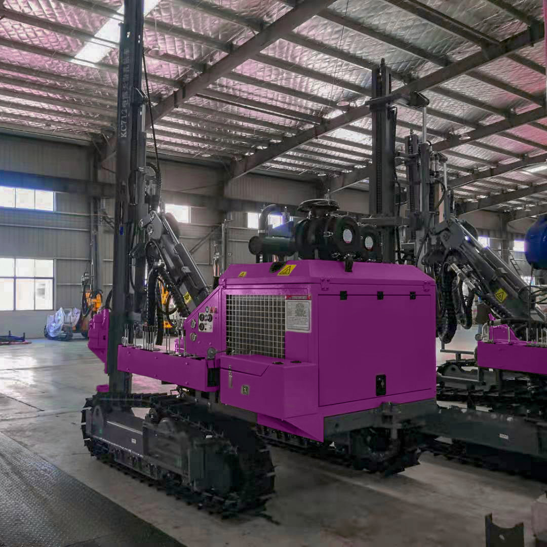 Crawler Hydraulic DTH Drilling Rig Borehole 35m Deep For Ore