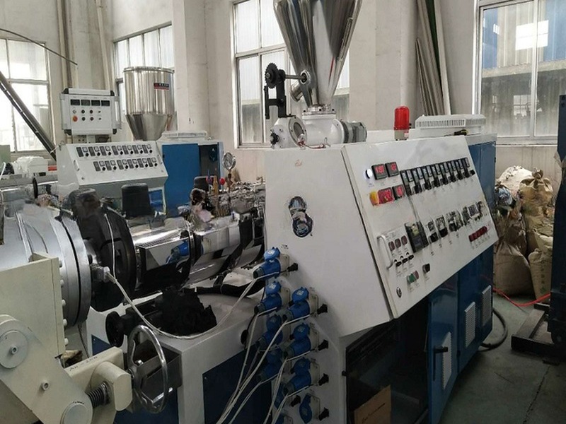 Plastic HDPE PE Pipe Extrusion Making Machine / Production Line