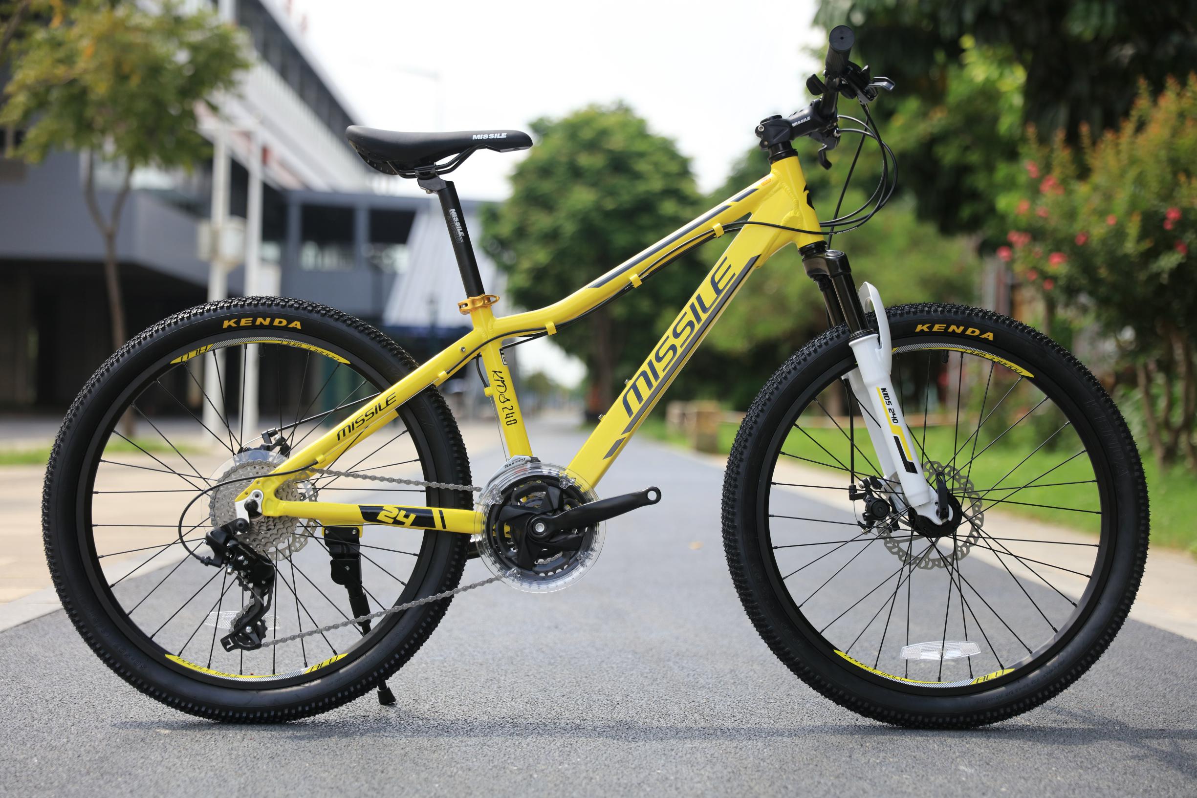 24 Inch 7 Speeds Aluminum Alloy Rim Suspension Children Cycle For Comfortable Ride