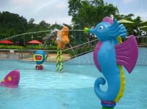 Quality Water Games Kid Friendly Water Parks Cartoon Hippocampus Spray Blue Color wholesale
