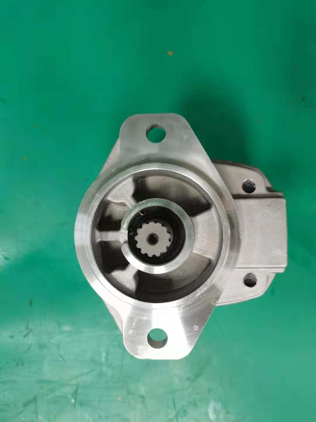 705-22-29000 SAR28 13T Motor Assy Komatsu Parts Bulldozers D455A 5.75kgs