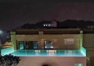Quality Outdoor Aluminum U Channel Glass Railing Lightweight With LED Light ‌ wholesale