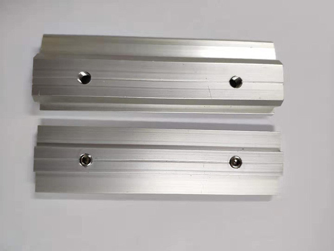 Silver Anodized CNC Aluminum Profile Recyclable For Solar Rack Connecting