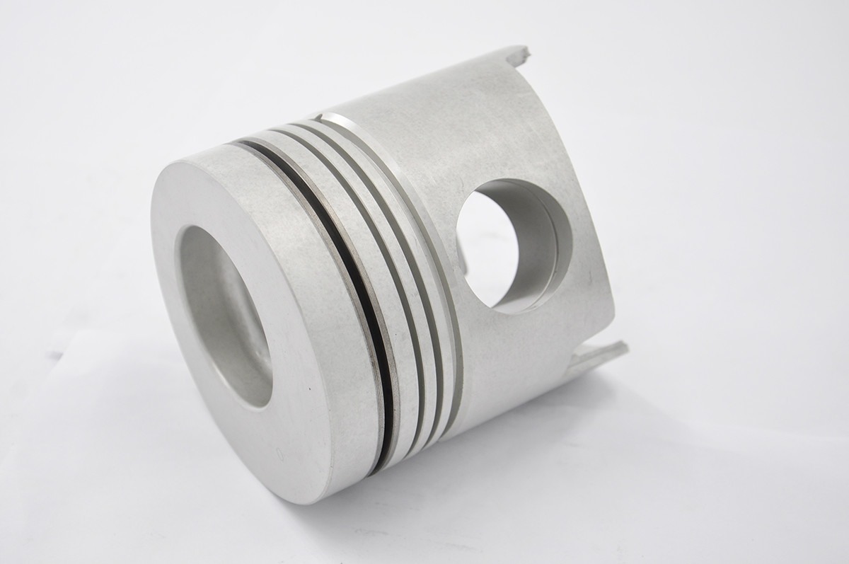 H07C H07CT Excavator Diesel Engine Piston Hino Spare Parts