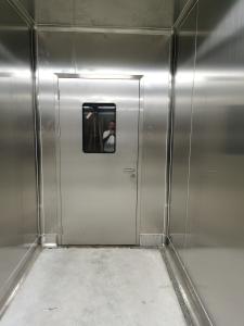 Quality GMP 304 Stainless Steel Clean Room Doors Metal Swing Entry Doors For Hospital wholesale