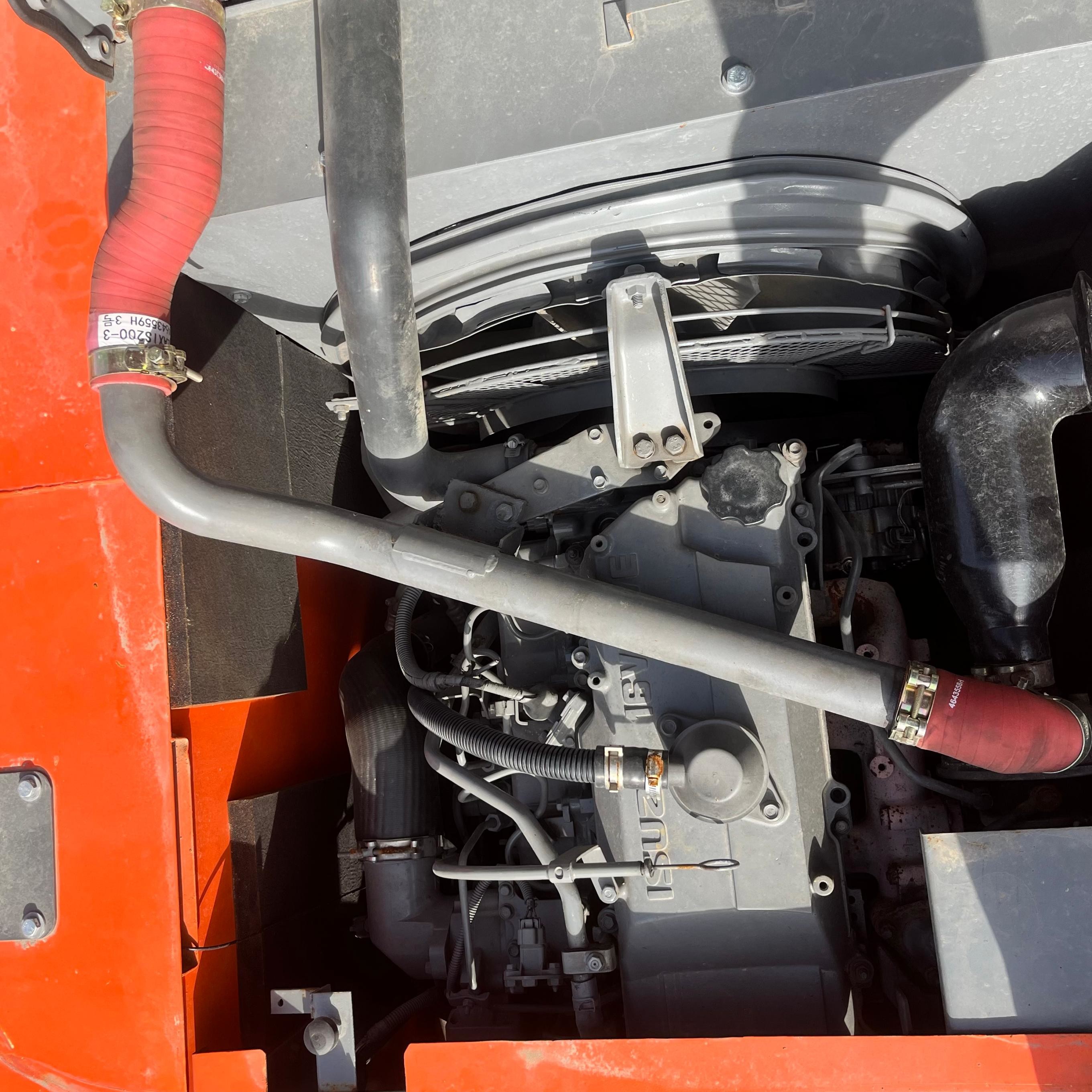 Japan Brand Hitachi ZX210 Hydraulic Backhoe Excavator 21 Ton Second Hand Digger With 1m3 Capacity