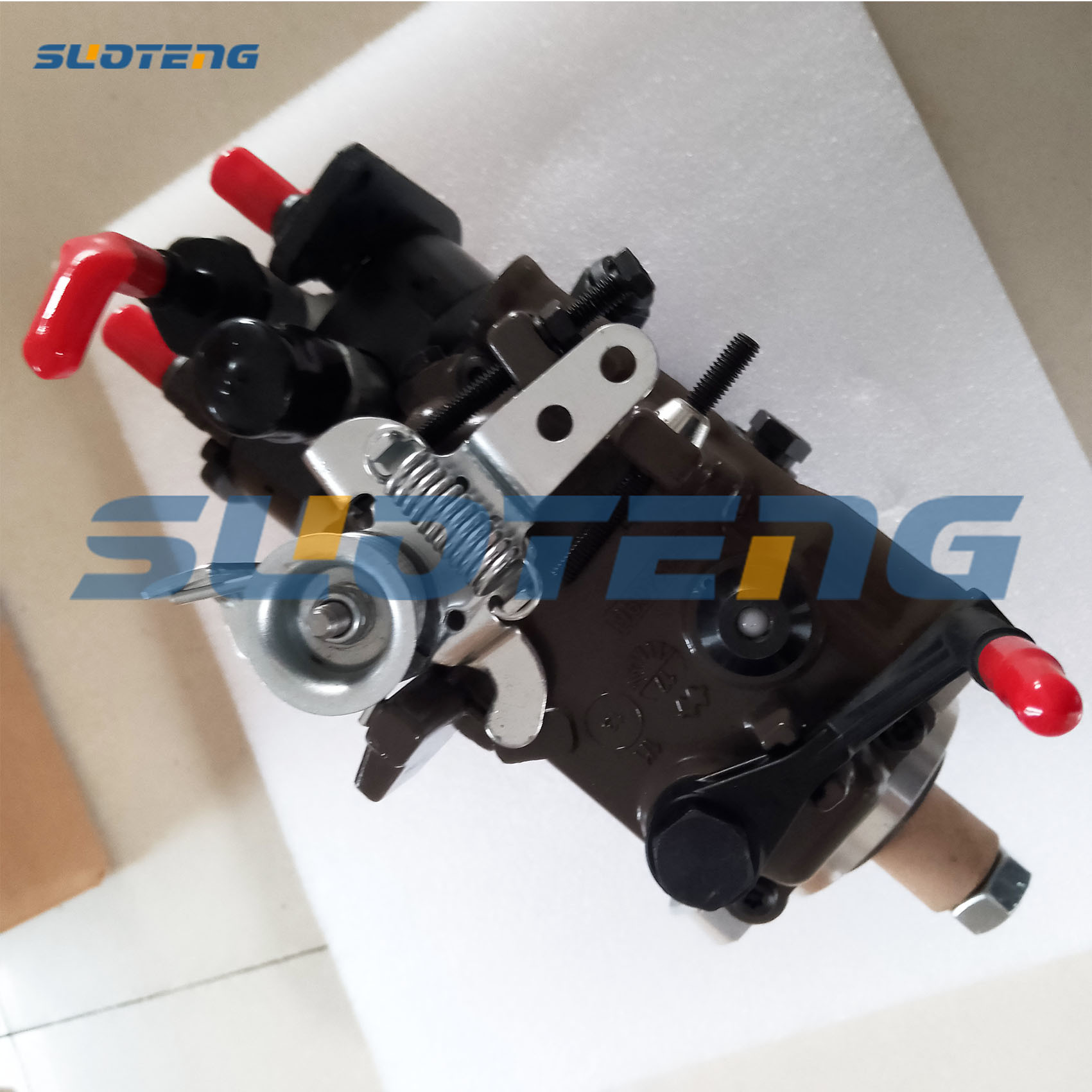 9320A220G DP210 Diesel Fuel Injection Pump for Engine Parts