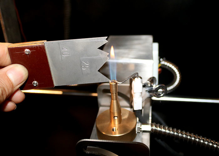 Textile Damaged Length And Flammability Time Vertically Test Chamber ISO 6941