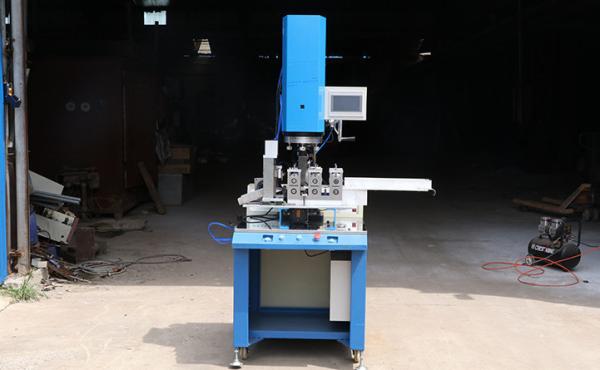 Automatic Ultrasonic Welding Machine Cutting Machine Kitchen Sponge Scouring Pad