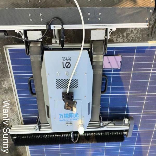 Physical Cleaning Solar Panel Cleaner for Dry or Water Cleaning of Photovoltaic