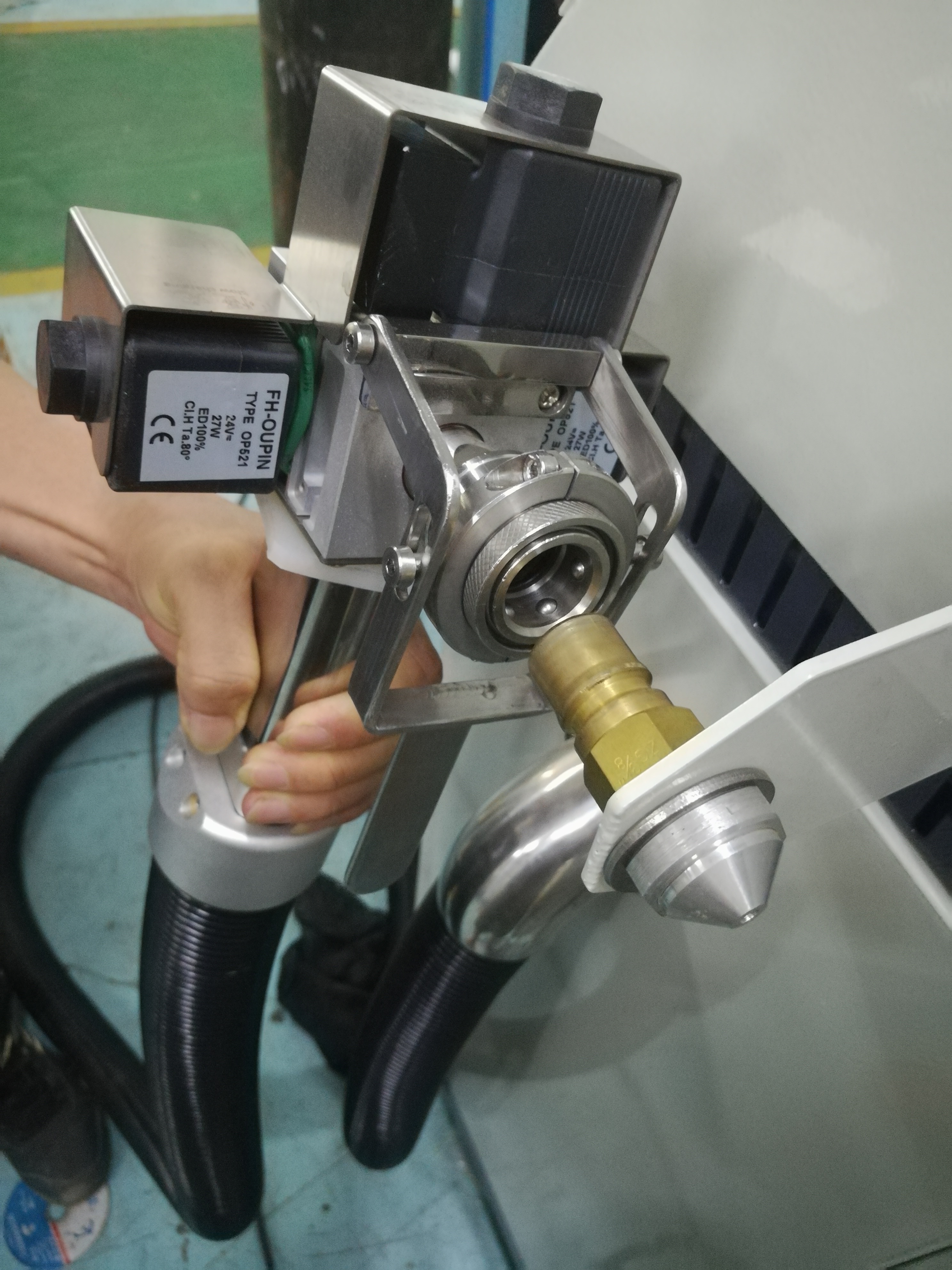 R290A R410A R600A Gas Charging Refrigerant Filling Machine For Air Conditioner