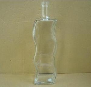 Quality Fancy Liquor Glass Bottle With Screw Cap 500ml wholesale