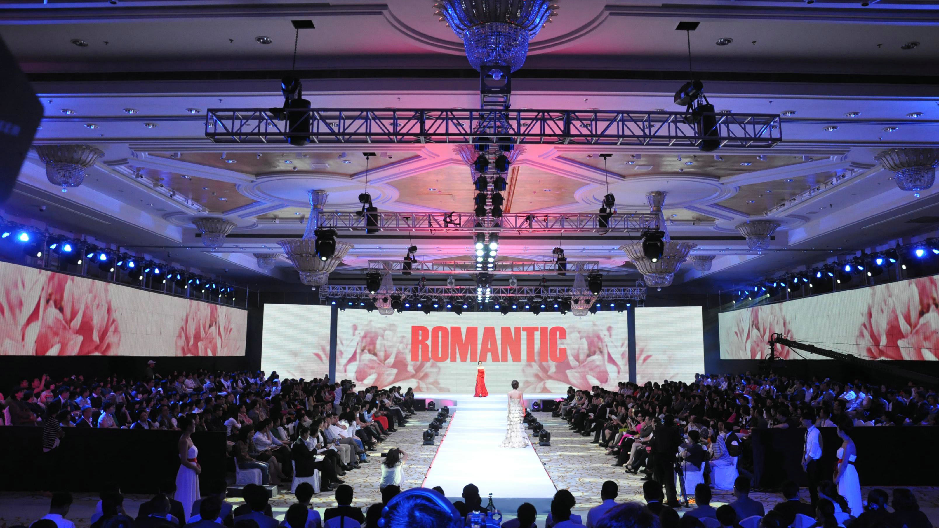 Text Picture P5 LED Screen 320x160 160x160 SMD3528 SMD 32x64 High Brightness