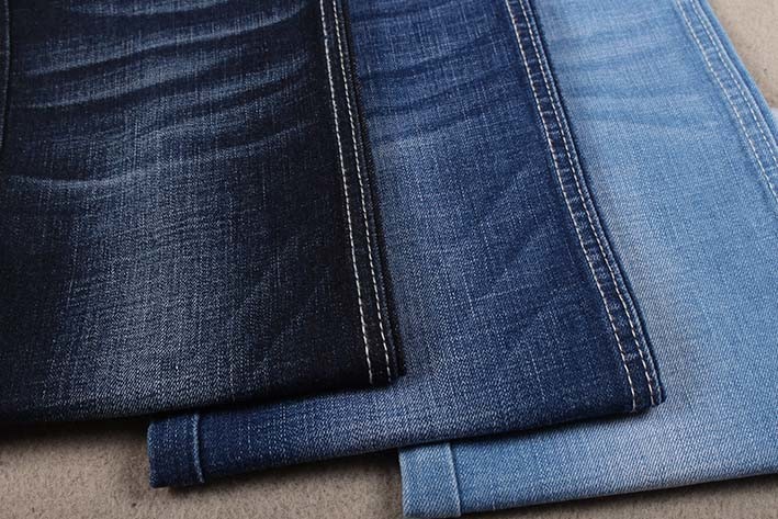 70 Cotton 26 Polyester Indigo Yarn Dyed Cotton And Elastane Blend 10.5oz