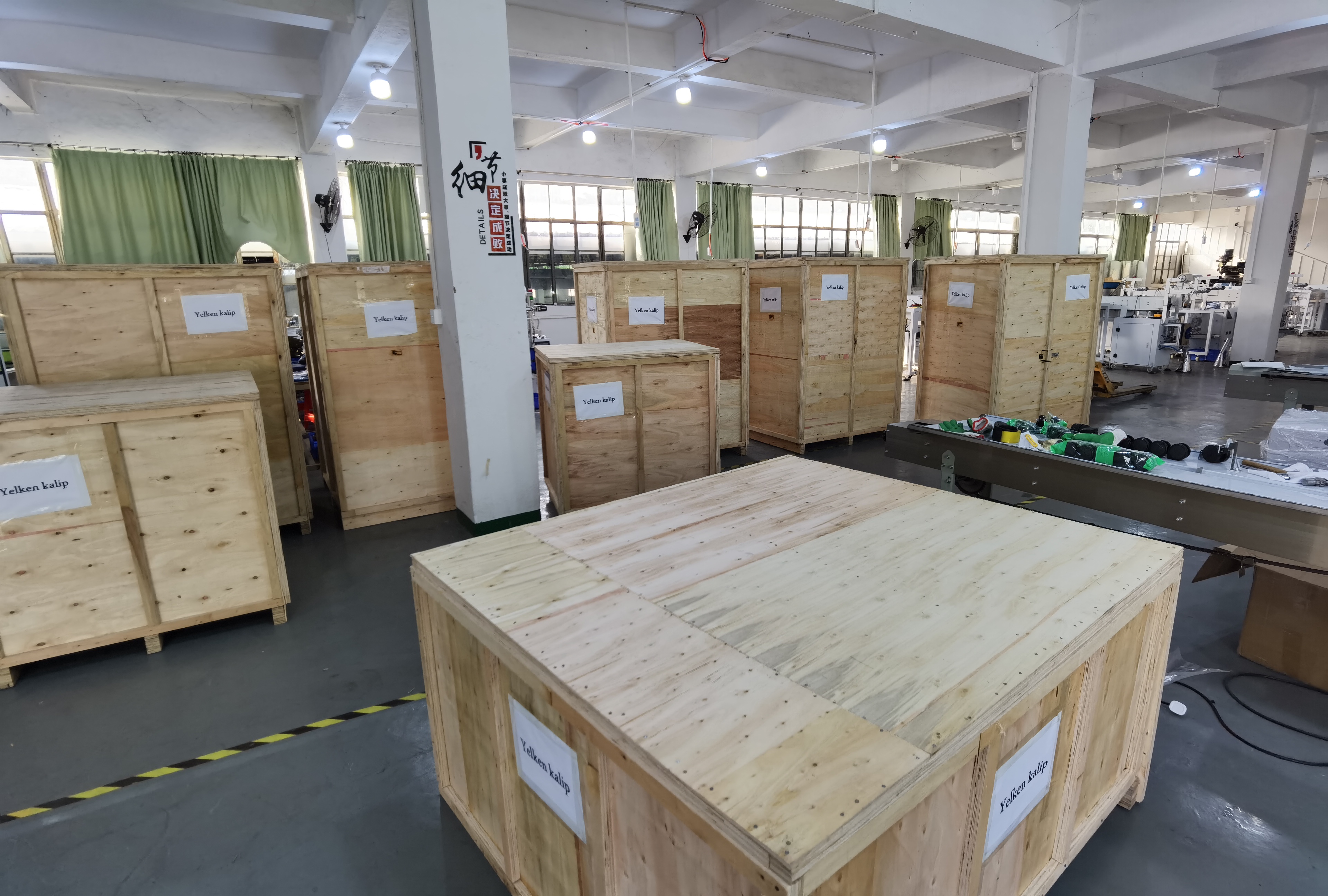 Horizontal Big Pillow Bag Packaging Machine Other Furniture Hardware Packing Machine