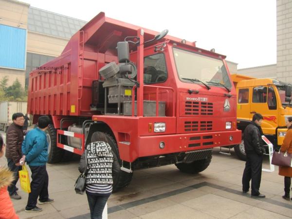 Cheap 50 tons 6 by 4 tipper dump truck / tipper mining truck with 14.00R25 tyre for congo mining area for sale