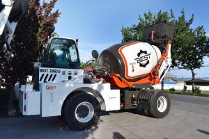 Quality 3.5m3 Transportation Mobile Concrete Mixer Truck With Self Loading Concrete Motomixer wholesale