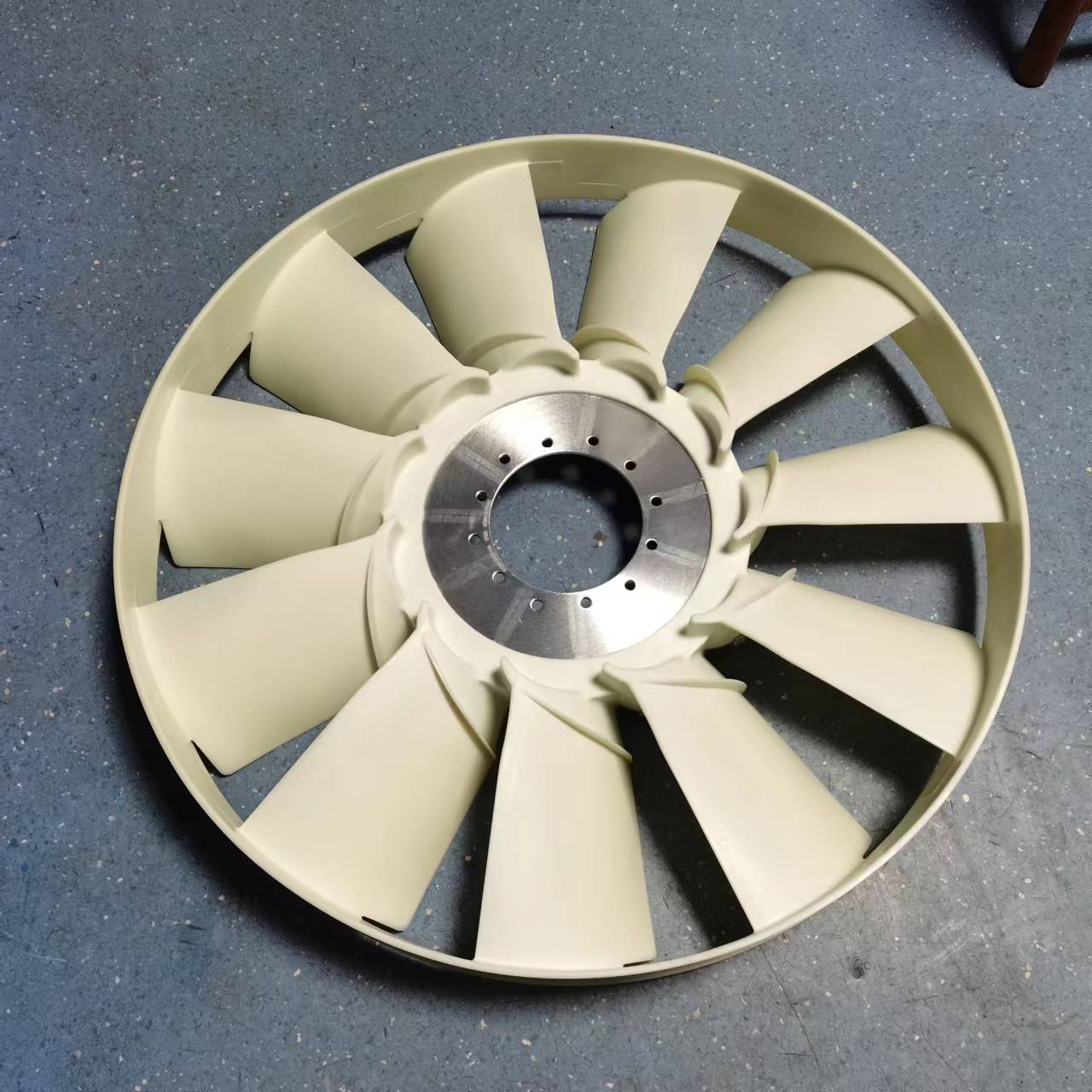 Truck Engine Round Fan Radiator Cooling Fan 612600061119 for 2006- Dump Truck/Truck
