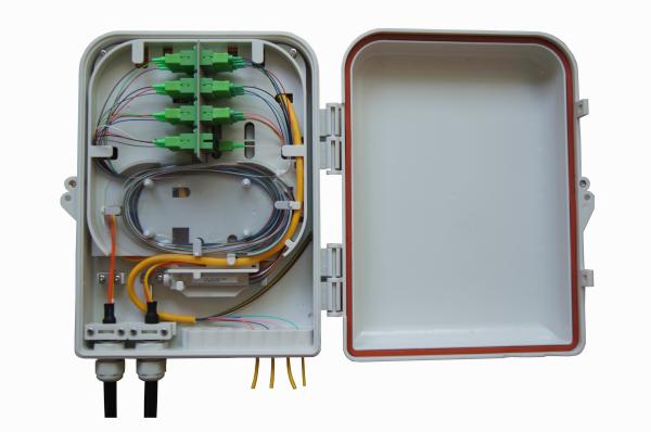 Rainfall Resistant Fiber Optic Connection Box Communication FTTH Drop Cable 16
