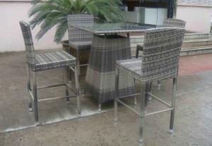 Quality Hand-Woven Grey Rattan Bar Set , Resin Wicker Patio Bar Furniture wholesale