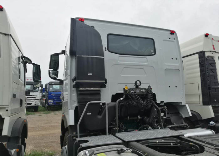 HOWO A7 TRACTOR TRUCK BACK VIEW