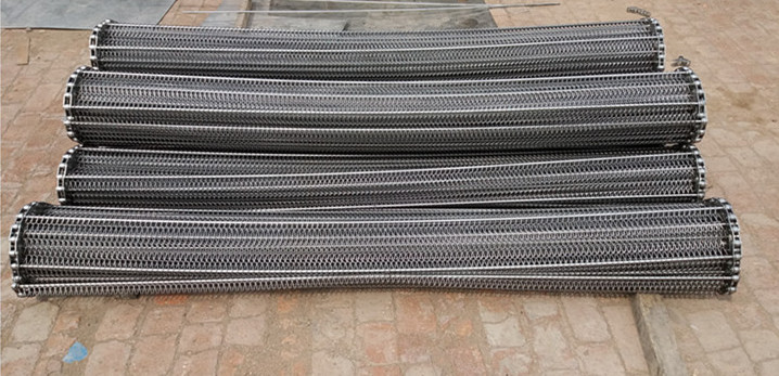 304 / 201 Stainless Steel Mesh Belt Heat Resistant High Precision ISO9001