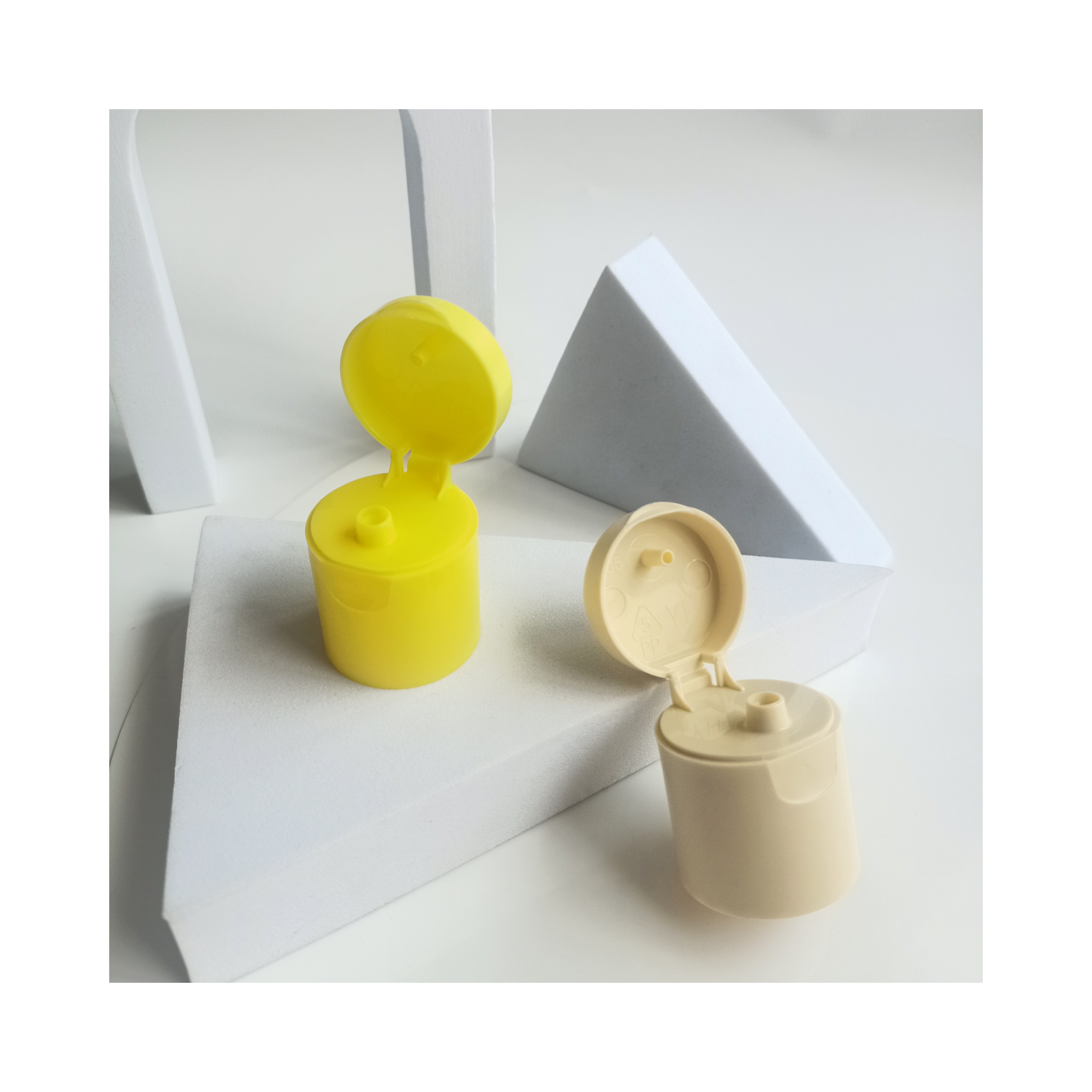 Recyclable 24mm Transparent Cylindrical Plastic Flip Cap for Bottle 24/415 and Direct