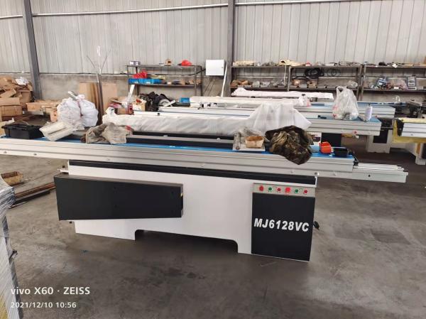 Cabinet wood board cutting machine Sliding table saw with sliding table length
